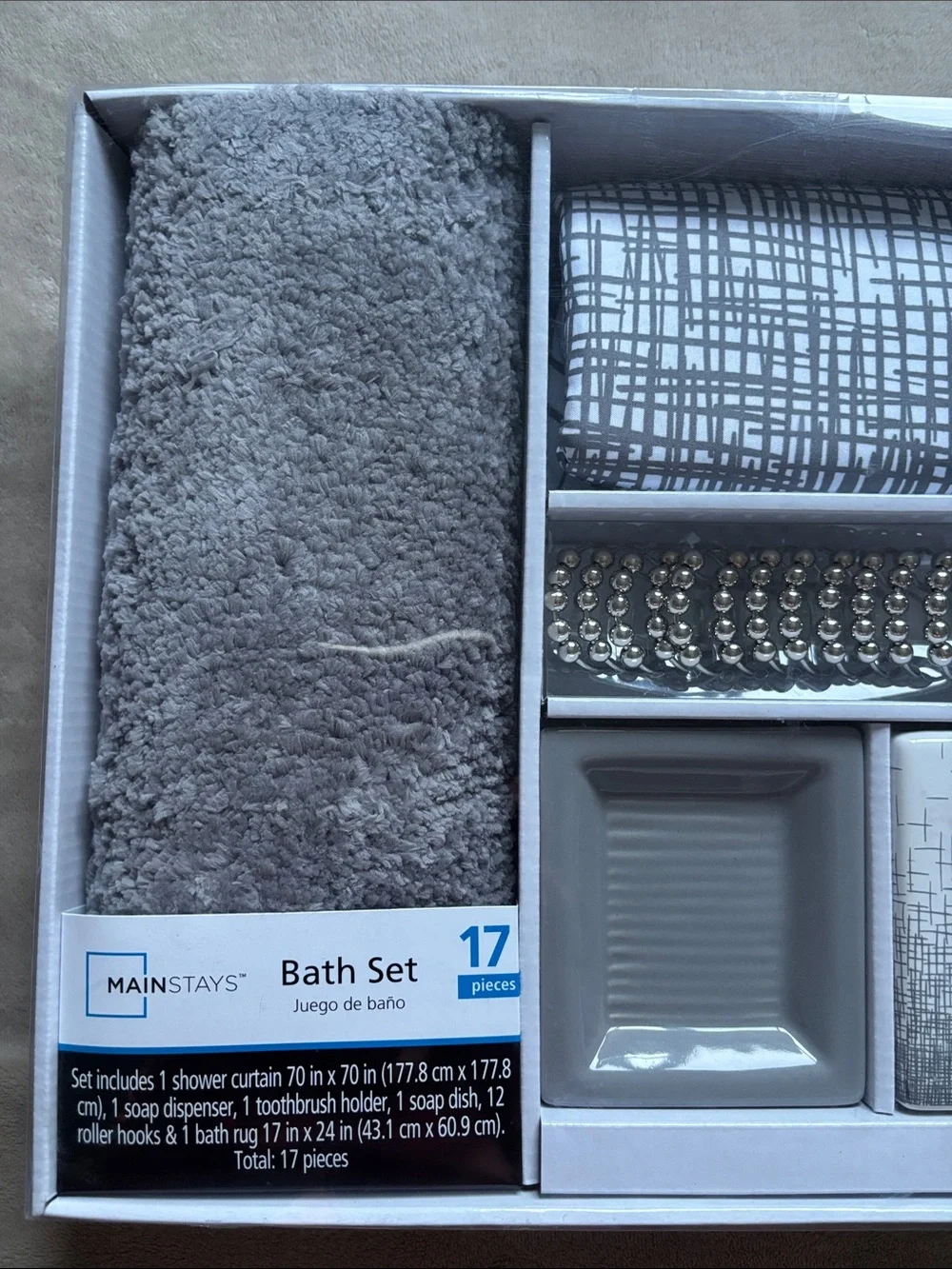 Mainstays Gray and White 17-Piece Bath Accessory Set